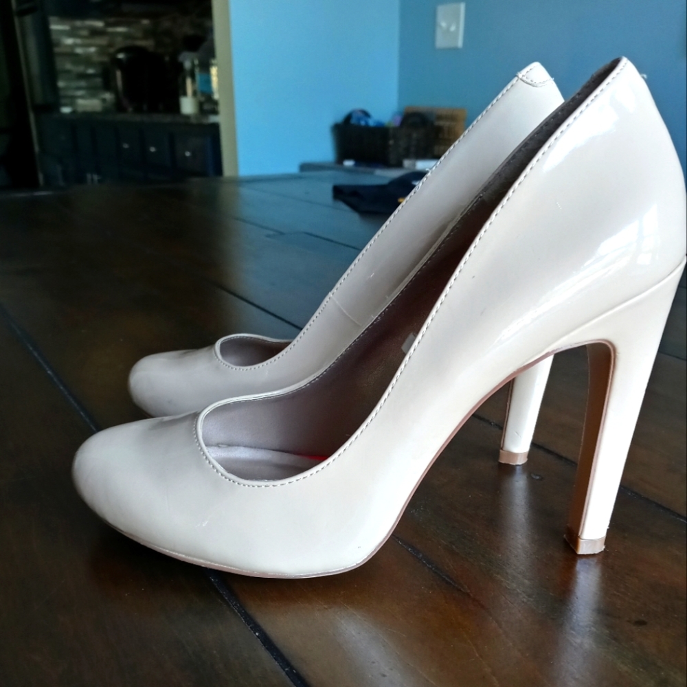 The Limited beige/nude heels size 6.5